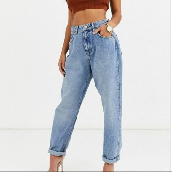 Vintage Denim - Vintage | 90's Light Wash High Rise Lee Mom Jeans